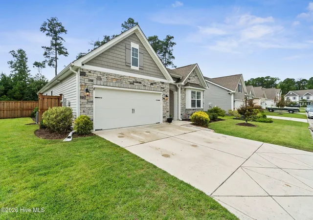 Photo 3 of Single family home for sale at 442 Esthwaite Dr SE, Leland, NC 28451 | MLS# 100593920 | Listing updated on 2026-09-11