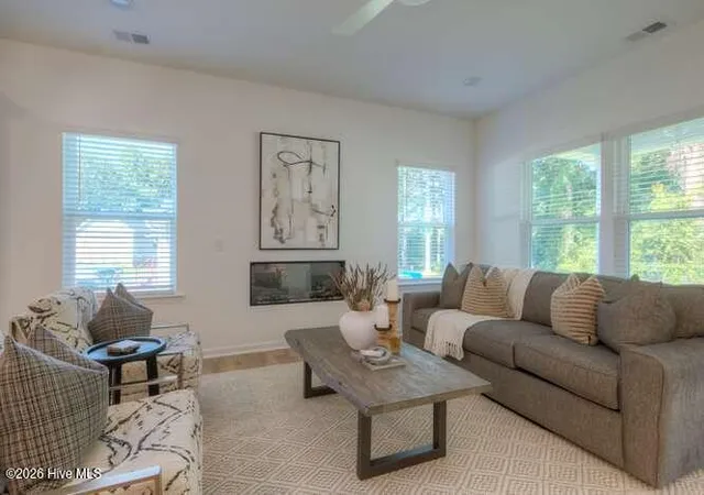 Photo 3 of Single family home for sale at 413 Rolling Rd #96, Wilmington, NC 28405 | MLS# 100594880 | Listing updated on 2026-10-01