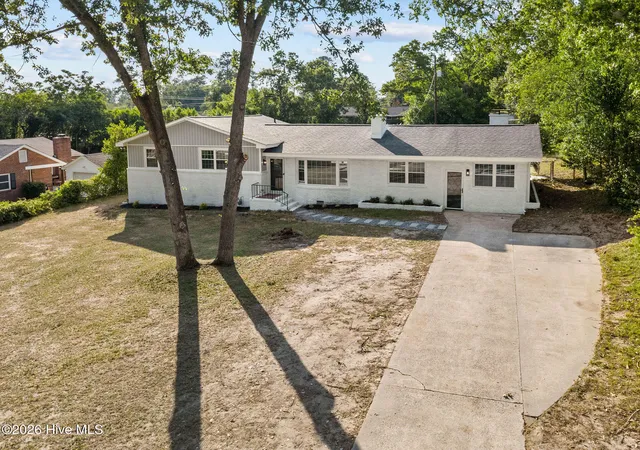 Photo 3 of Single family home for sale at 1828 Courtney Dr, North Augusta, SC 29841 | MLS# 100587338 | Listing updated on 2026-09-15
