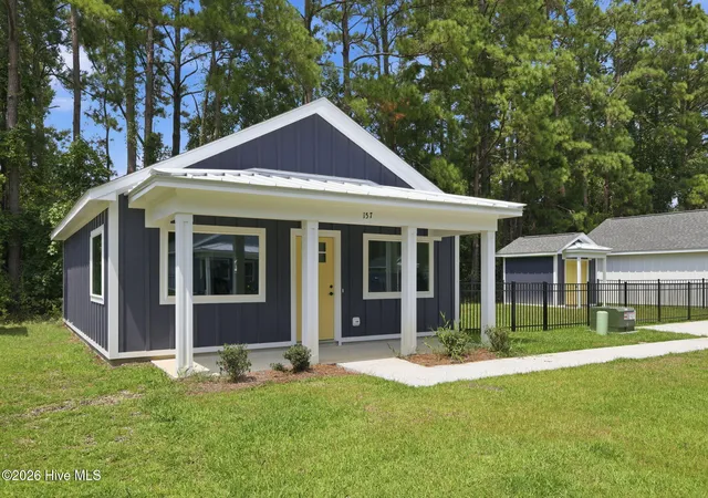 Photo 3 of Condo for sale at 157 Long Pond Loop, Swansboro, NC 28584 | MLS# 100597033 | Listing updated on 2026-09-18