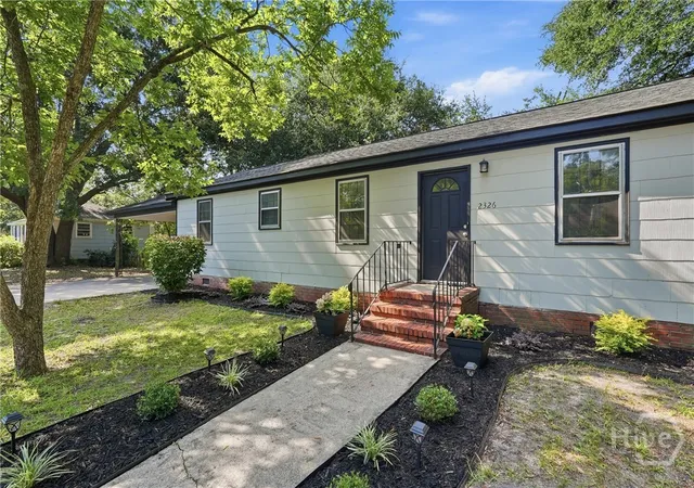 Photo 3 of Single family home for sale at 2326 Lorraine Dr, Savannah, GA 31404 | MLS# SA359352 | Listing updated on 2026-08-27