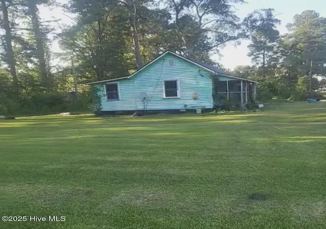 Photo 1 of Single family home for sale at 5976 Acorn Rd, Grifton, NC 28530 | MLS# 100540364 | Listing updated on 2026-08-18