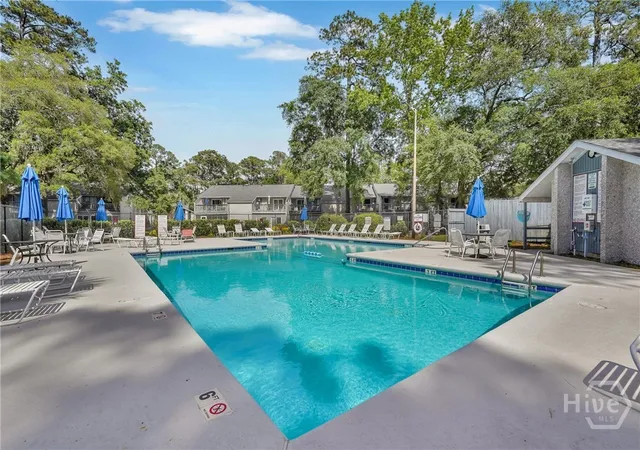 Photo 4 of Condo for sale at 102 Shoals Dr, Savannah, GA 31410 | MLS# SA359897 | Listing updated on 2026-08-23