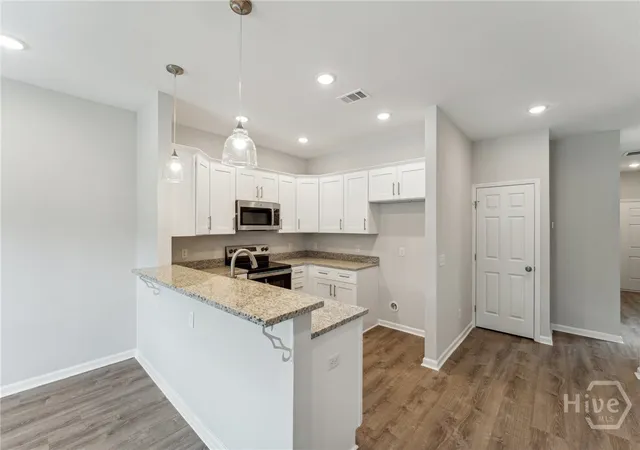 Photo 3 of Single family home for sale at 609 Magazine Ave, Savannah, GA 31412 | MLS# SA363126 | Listing updated on 2026-09-01