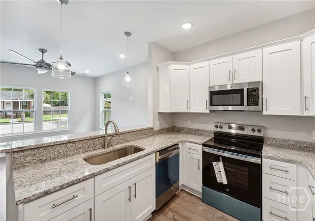 Photo 4 of Single family home for sale at 609 Magazine Ave, Savannah, GA 31412 | MLS# SA363126 | Listing updated on 2026-09-01