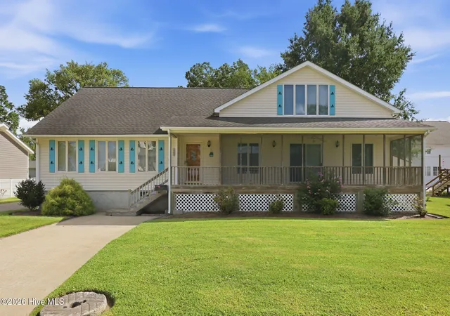 Single family home for sale at 463 E Water St, Belhaven, NC 27810 | MLS# 100589209
