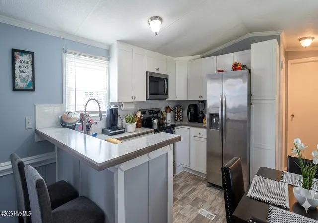 Photo 3 of Manufactured home for sale at 5930 Hibernia Dr, Grifton, NC 28530 | MLS# 100595236 | Listing updated on 2026-09-21