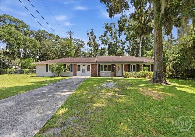 Photo 2 of Single family home for sale at 2429 Dolphin Dr, Savannah, GA 31406 | MLS# SA363202 | Listing updated on 2026-08-27