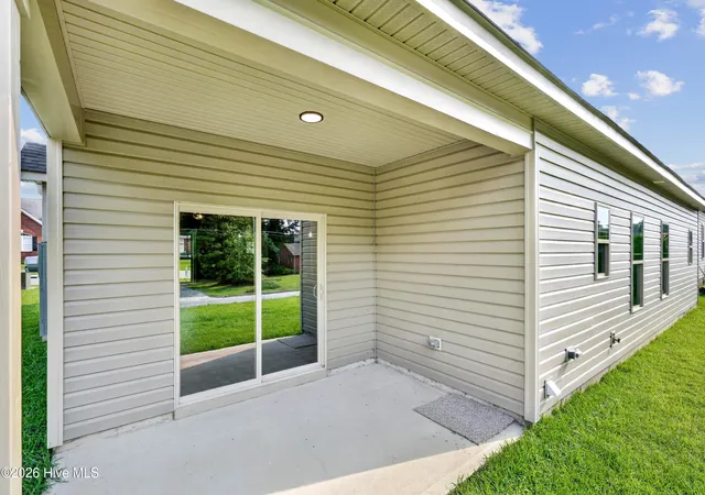 Photo 4 of Single family home for sale at 104 Kingston Cir, Goldsboro, NC 27530 | MLS# 100530718 | Listing updated on 2026-08-25