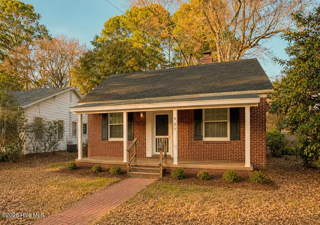 Photo 1 of Single family home for sale at 907 E Walnut St, Goldsboro, NC 27530 | MLS# 100589865 | Listing updated on 2026-08-20