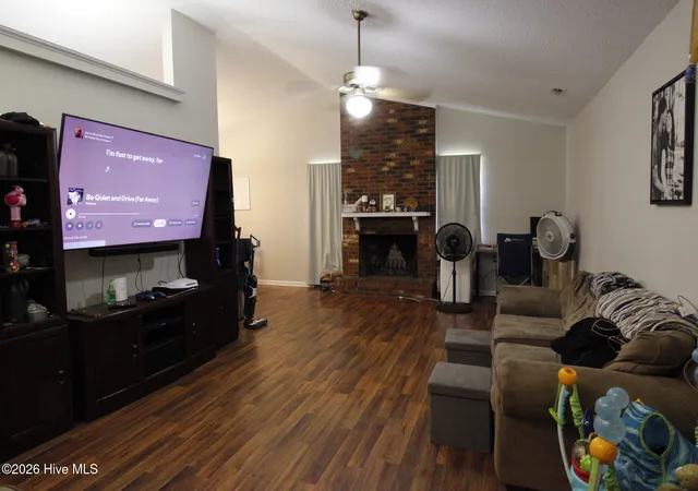Photo 3 of Single family home for sale at 408 Singletree Ct, Jacksonville, NC 28540 | MLS# 100598713 | Listing updated on 2026-09-10