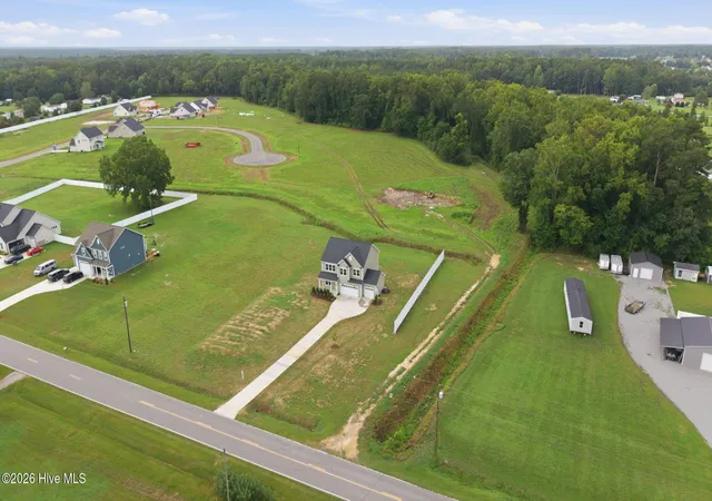 Photo 4 of Single family home for sale at 4142 Dixon Rd, Grimesland, NC 27837 | MLS# 100555786 | Listing updated on 2026-09-10