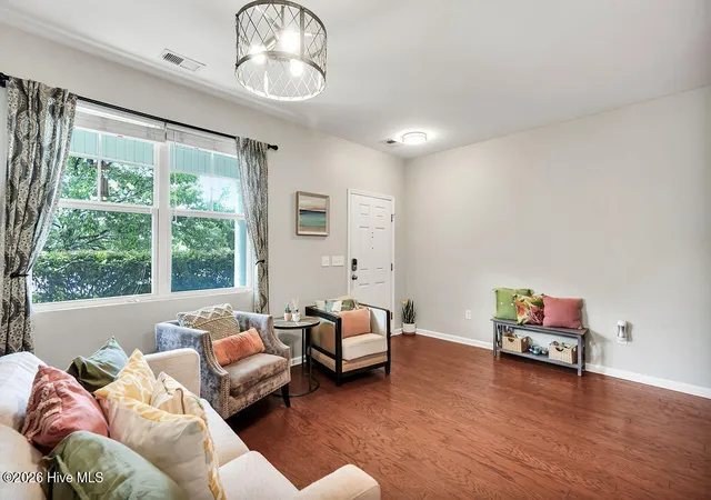Photo 3 of Single family home for sale at 5010 Portside Dr, Southport, NC 28461 | MLS# 100591857 | Listing updated on 2026-09-28
