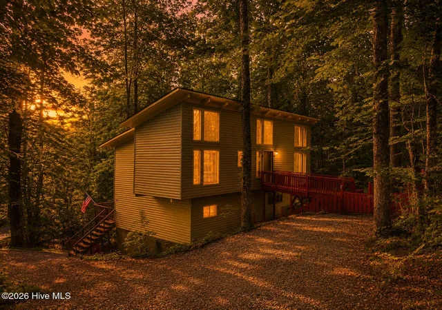 Photo 2 of Single family home for sale at 1410 Village Rd, Murphy, NC 28906 | MLS# 100597380 | Listing updated on 2026-08-19