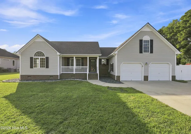 Photo 1 of Single family home for sale at 506 Planters Run, Elizabeth City, NC 27909 | MLS# 100598942 | Listing updated on 2026-09-16