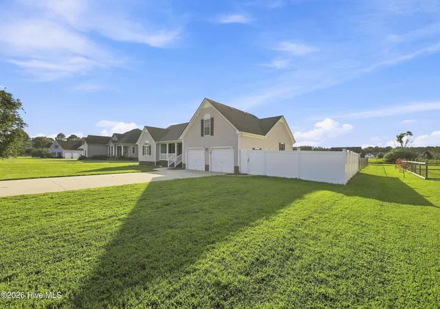 Photo 4 of Single family home for sale at 506 Planters Run, Elizabeth City, NC 27909 | MLS# 100598942 | Listing updated on 2026-09-16