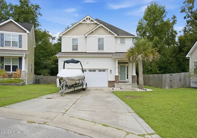 Single family home for sale at 124 Katrina St, Sneads Ferry, NC 28460 | MLS# 100598954