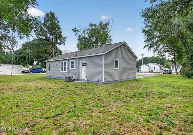 Photo 3 of Single family home for sale at 892 Murrah Ave, Aiken, SC 29803 | MLS# 100591547 | Listing updated on 2026-09-05