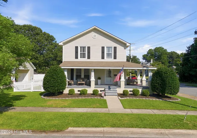 Single family home for sale at 3314 N Green St, Farmville, NC 27828 | MLS# 100593590