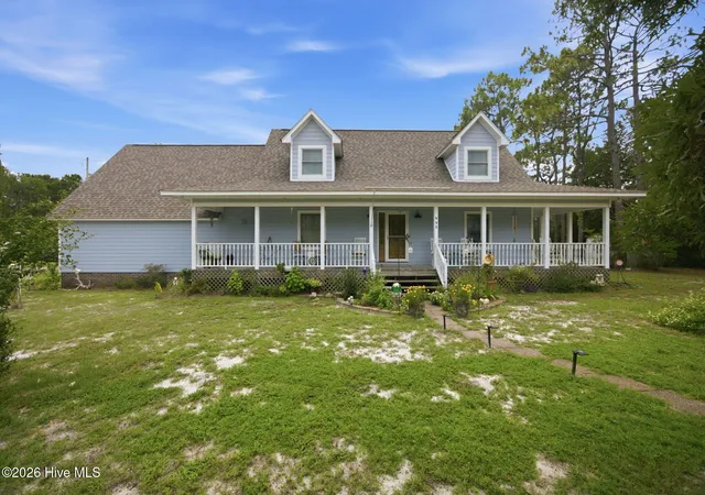 Photo 1 of Single family home for sale at 998 Trevino Rd, Southport, NC 28461 | MLS# 100593128 | Listing updated on 2026-09-16