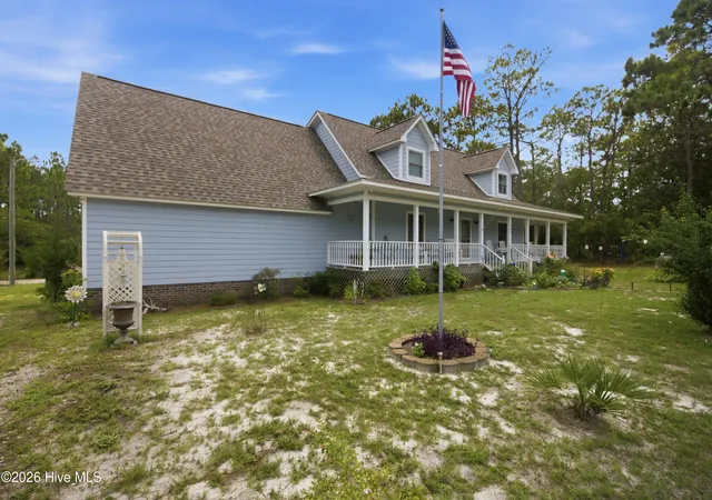 Photo 4 of Single family home for sale at 998 Trevino Rd, Southport, NC 28461 | MLS# 100593128 | Listing updated on 2026-10-07