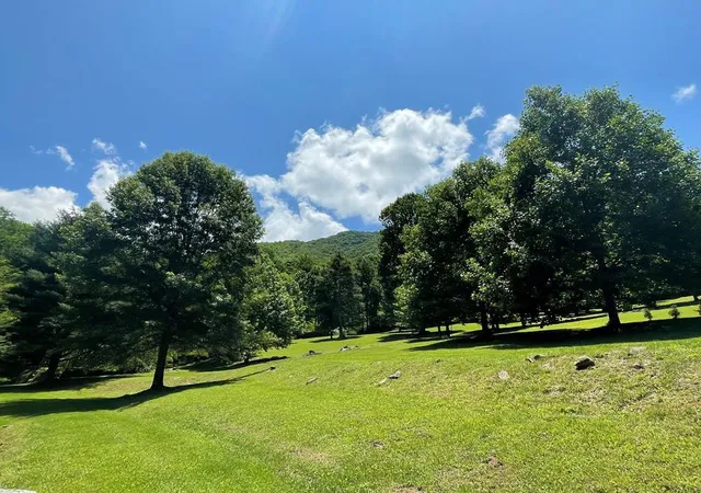 Photo 15 of Single family home for sale at 3400 Franks Crk, Robbinsville, NC 28771 | MLS# 98500112 | Listing updated on 2026-08-18
