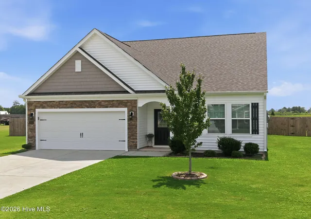 Photo 2 of Single family home for sale at 1828 Dakota Creek Dr, Ayden, NC 28513 | MLS# 100598532 | Listing updated on 2026-09-17