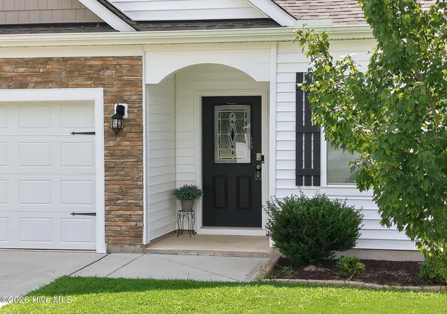 Photo 3 of Single family home for sale at 1828 Dakota Creek Dr, Ayden, NC 28513 | MLS# 100598532 | Listing updated on 2026-09-17