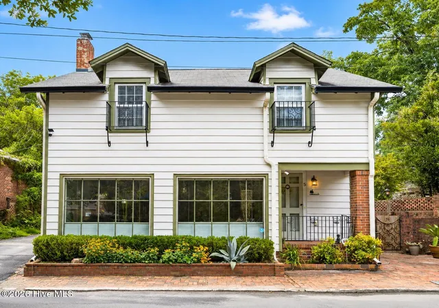 Photo 1 of Single family home for sale at 5 N 20th Street, Wilmington, NC 28405 | MLS# 100595500 | Listing updated on 2026-09-17