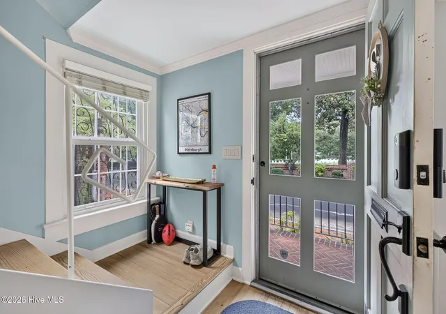 Photo 3 of Single family home for sale at 5 N 20th Street, Wilmington, NC 28405 | MLS# 100595500 | Listing updated on 2026-09-17
