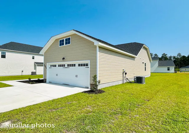 Photo 2 of Single family home for sale at 1231 Inner Banks Ln, Jacksonville, NC 28546 | MLS# 100562830 | Listing updated on 2026-09-22