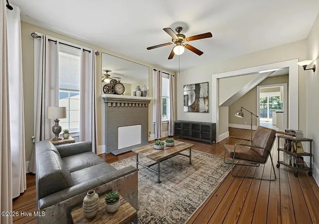 Photo 3 of Single family home for sale at 2055 Washington St, Wilmington, NC 28401 | MLS# 100580447 | Listing updated on 2026-08-24