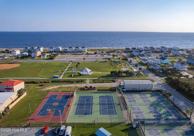 Photo 21 of Single family home for sale at 254 Ne 66th Street, Oak Island, NC 28465 | MLS# 100594361 | Listing updated on 2026-08-24