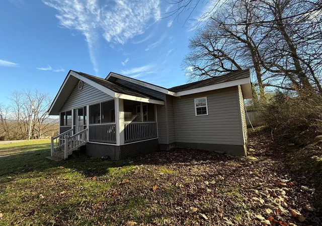 Photo 2 of Single family home for sale at 4357 Fairview Rd, Andrews, NC 28901 | MLS# 98525381 | Listing updated on 2026-08-18