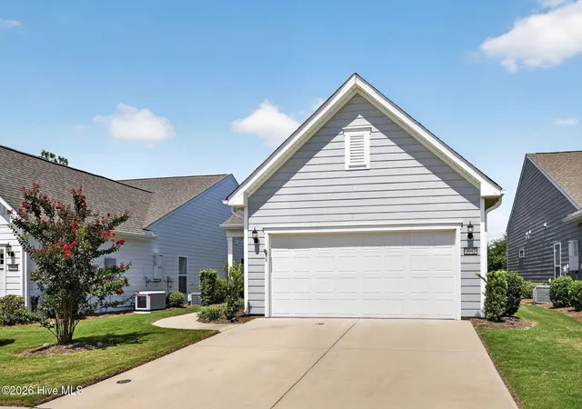 Photo 3 of Single family home for sale at 3042 Laughing Gull Ter, Wilmington, NC 28412 | MLS# 100599323 | Listing updated on 2026-08-31