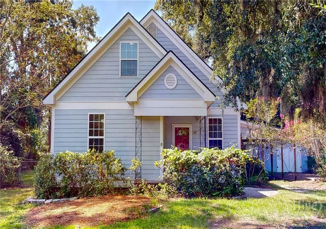 Single family home for sale at 2607 Governor St, Savannah, GA 31408 | MLS# SA363127