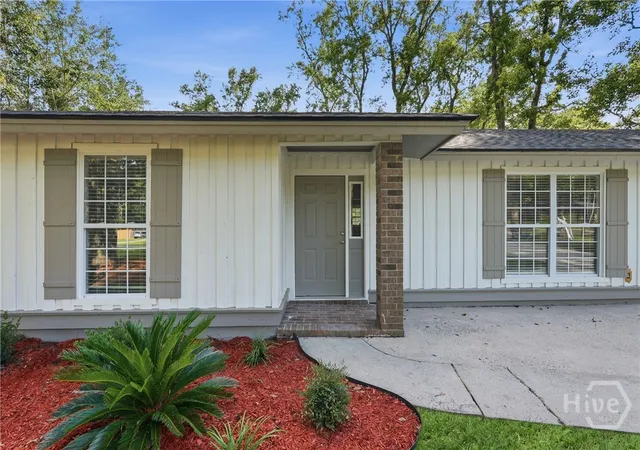 4th image of 131 Bea Rd, Richmond Hill, GA 31324 | MLS# SA363044
