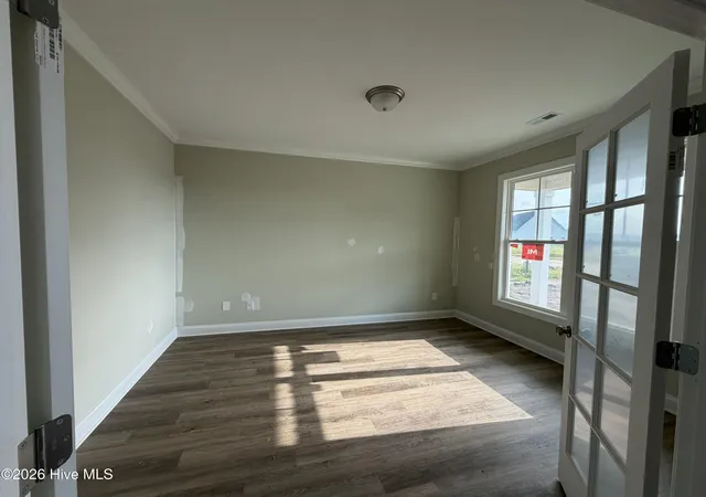 Photo 2 of Single family home for sale at 814 Tupelo Tree Dr, Hubert, NC 28539 | MLS# 100592538 | Listing updated on 2026-08-22