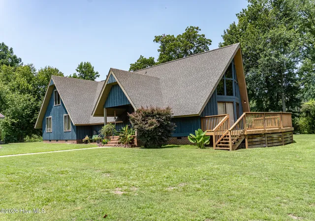 Photo 4 of Single family home for sale at 425 Blackmore Rd, Warsaw, NC 28398 | MLS# 100598529 | Listing updated on 2026-09-18