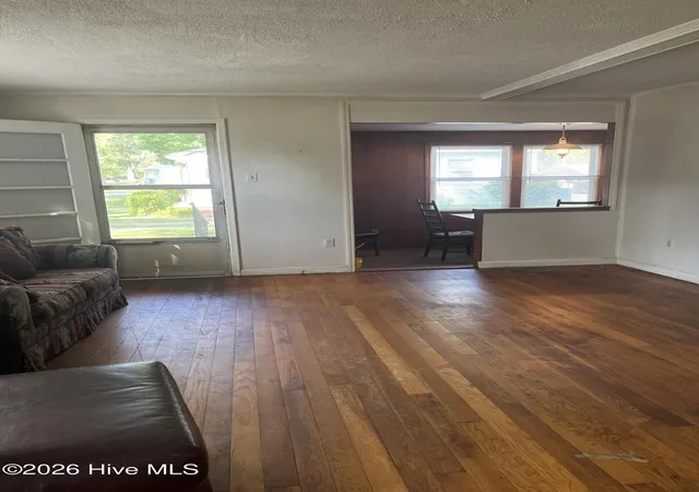 Photo 2 of Single family home for sale at 206 Midland Wy, Laurinburg, NC 28352 | MLS# 100597913 | Listing updated on 2026-08-21