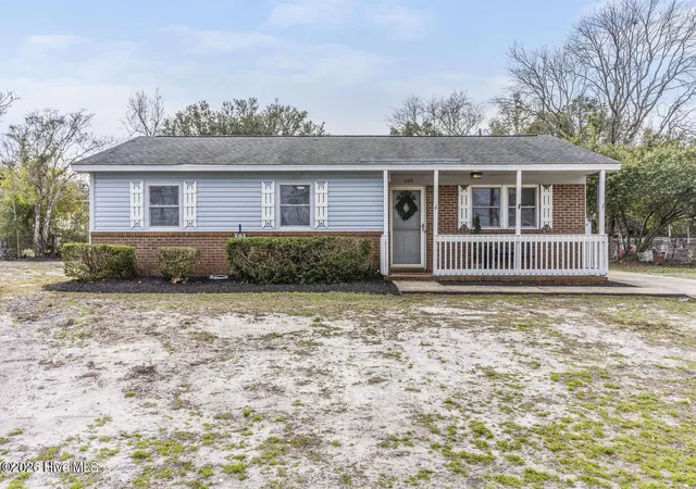 Photo 1 of Single family home for sale at 209 Cathay Rd, Wilmington, NC 28412 | MLS# 100582329 | Listing updated on 2026-09-18