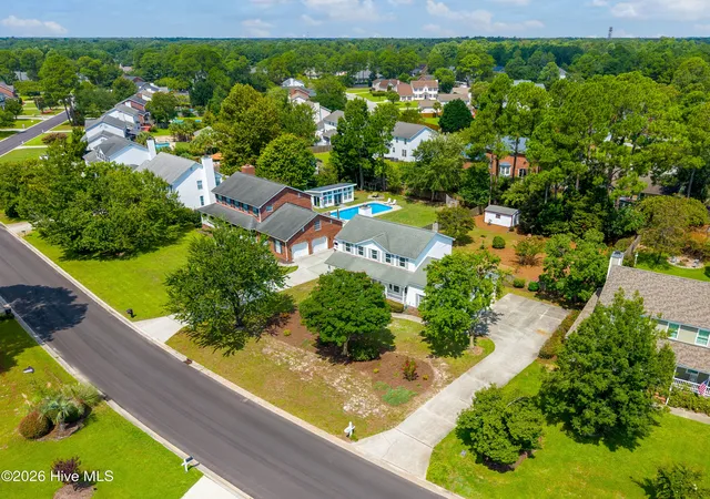 Photo 3 of Single family home for sale at 1001 Sheffield Dr, Wilmington, NC 28411 | MLS# 100598934 | Listing updated on 2026-09-18