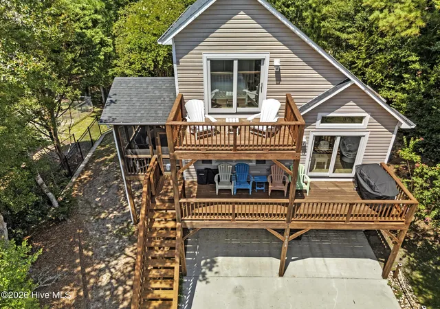 Photo 3 of Single family home for sale at 9258 Osprey Ridge Dr, Emerald Isle, NC 28594 | MLS# 100597385 | Listing updated on 2026-09-13