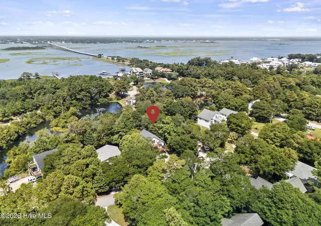 Photo 3 of Single family home for sale at 9258 Osprey Ridge Dr, Emerald Isle, NC 28594 | MLS# 100597385 | Listing updated on 2026-10-08