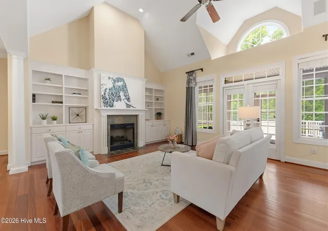 Photo 4 of Single family home for sale at 10233 Mariners Cvs Ct, Belville, NC 28451 | MLS# 100592014 | Listing updated on 2026-09-20