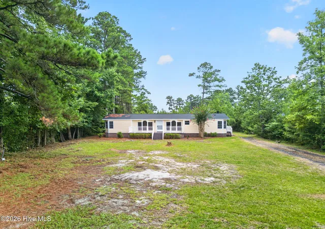Photo 3 of Manufactured home for sale at 1209 Hickman Rd Nw, Calabash, NC 28467 | MLS# 100590764 | Listing updated on 2026-08-25