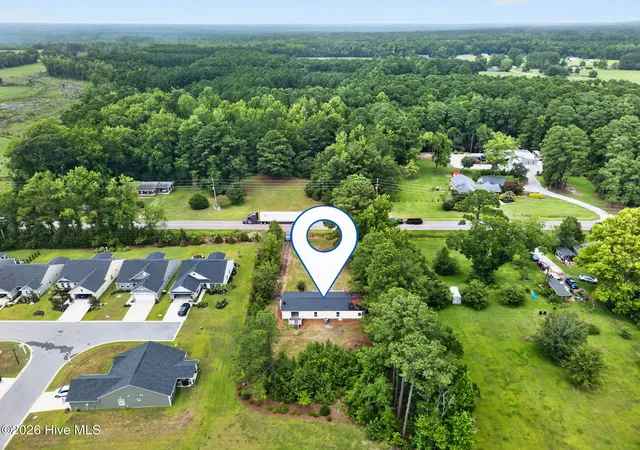 Photo 4 of Manufactured home for sale at 1209 Hickman Rd NW, Calabash, NC 28467 | MLS# 100590764 | Listing updated on 2026-08-25
