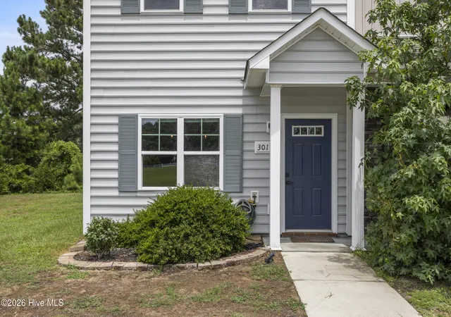 Photo 3 of Townhouse for sale at 301 Justice Farm Dr, Sneads Ferry, NC 28460 | MLS# 100592462 | Listing updated on 2026-09-06