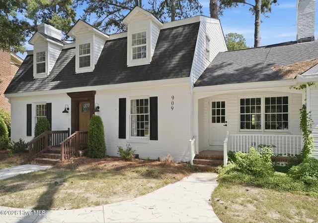 Photo 3 of Single family home for sale at 909 Parkside Dr Nw, Wilson, NC 27896 | MLS# 100598774 | Listing updated on 2026-08-26