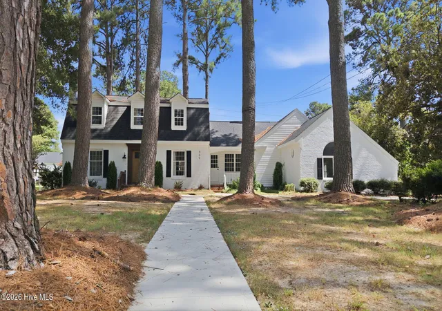 Photo 4 of Single family home for sale at 909 Parkside Dr Nw, Wilson, NC 27896 | MLS# 100598774 | Listing updated on 2026-08-26